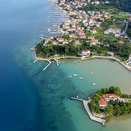 Apartman With Parking Space Supetarska Draga - Donja, Rab - 25344 Rab Town